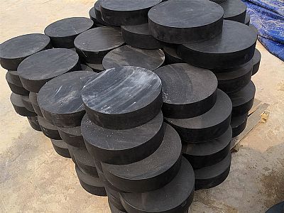 宜都市板式橡胶支座由若干层橡胶片与薄钢板经加压硫化